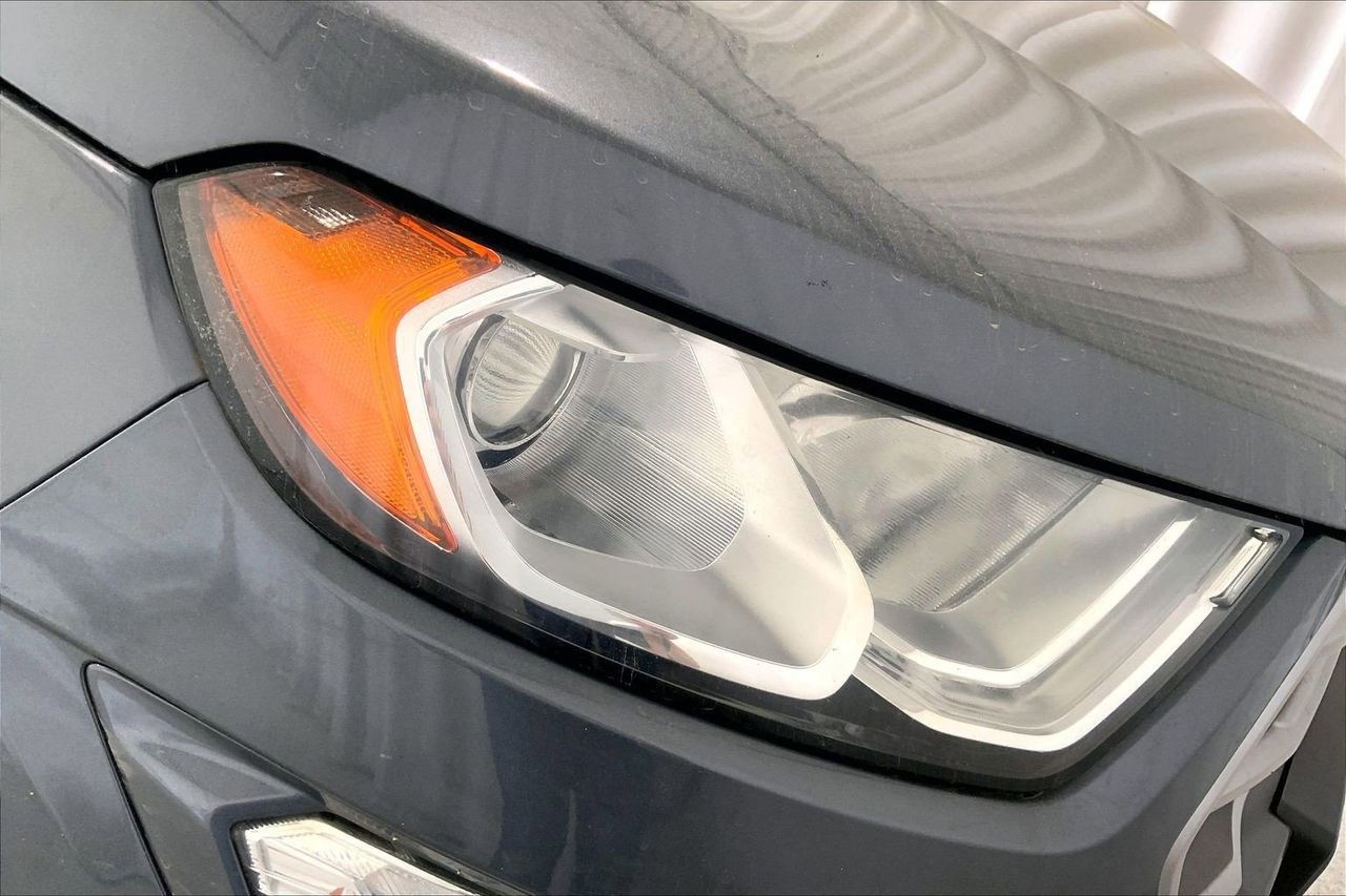Used 2020 Ford EcoSport SE image 12