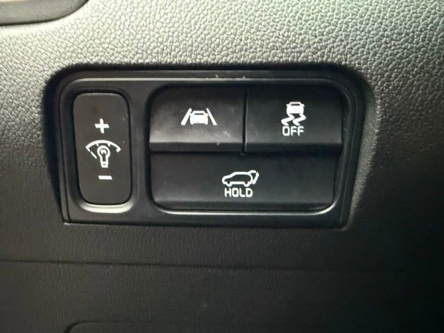 Used 2023 Kia Sorento SX image 35