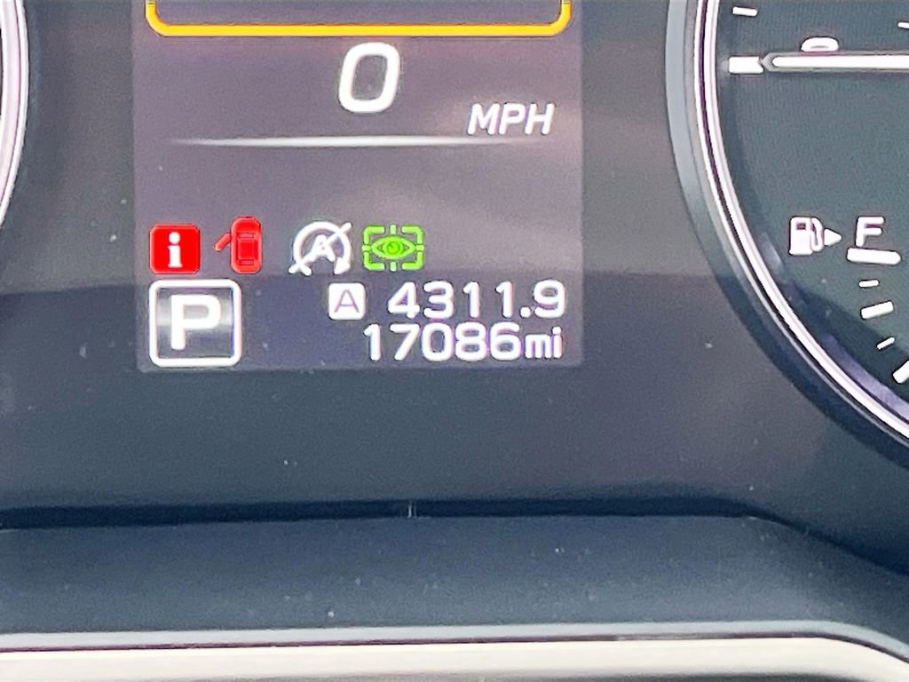 Used 2025 Subaru Outback Touring image 12