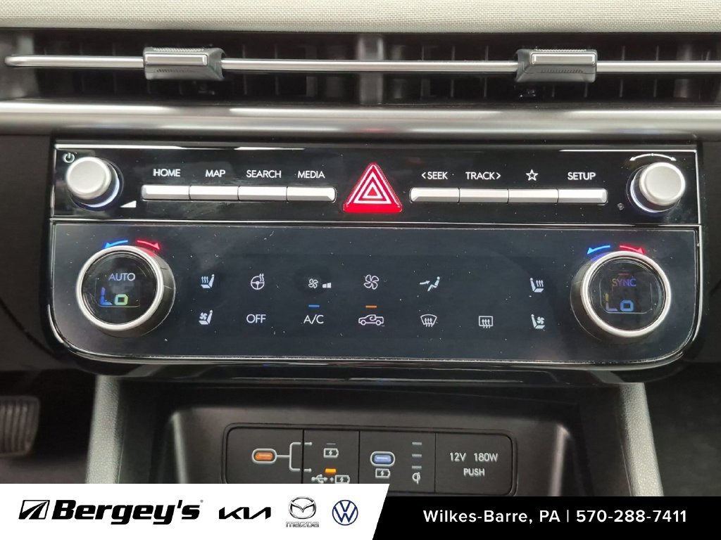 Used 2025 Hyundai Santa Cruz Limited AWD/4WD image 28