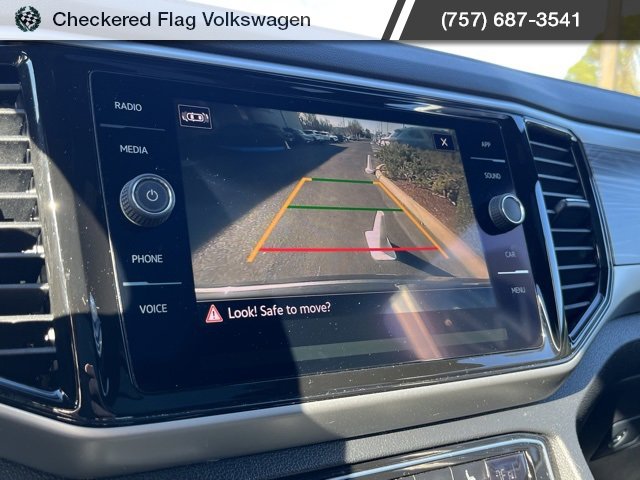 Used 2022 Volkswagen Atlas Cross Sport SE image 40
