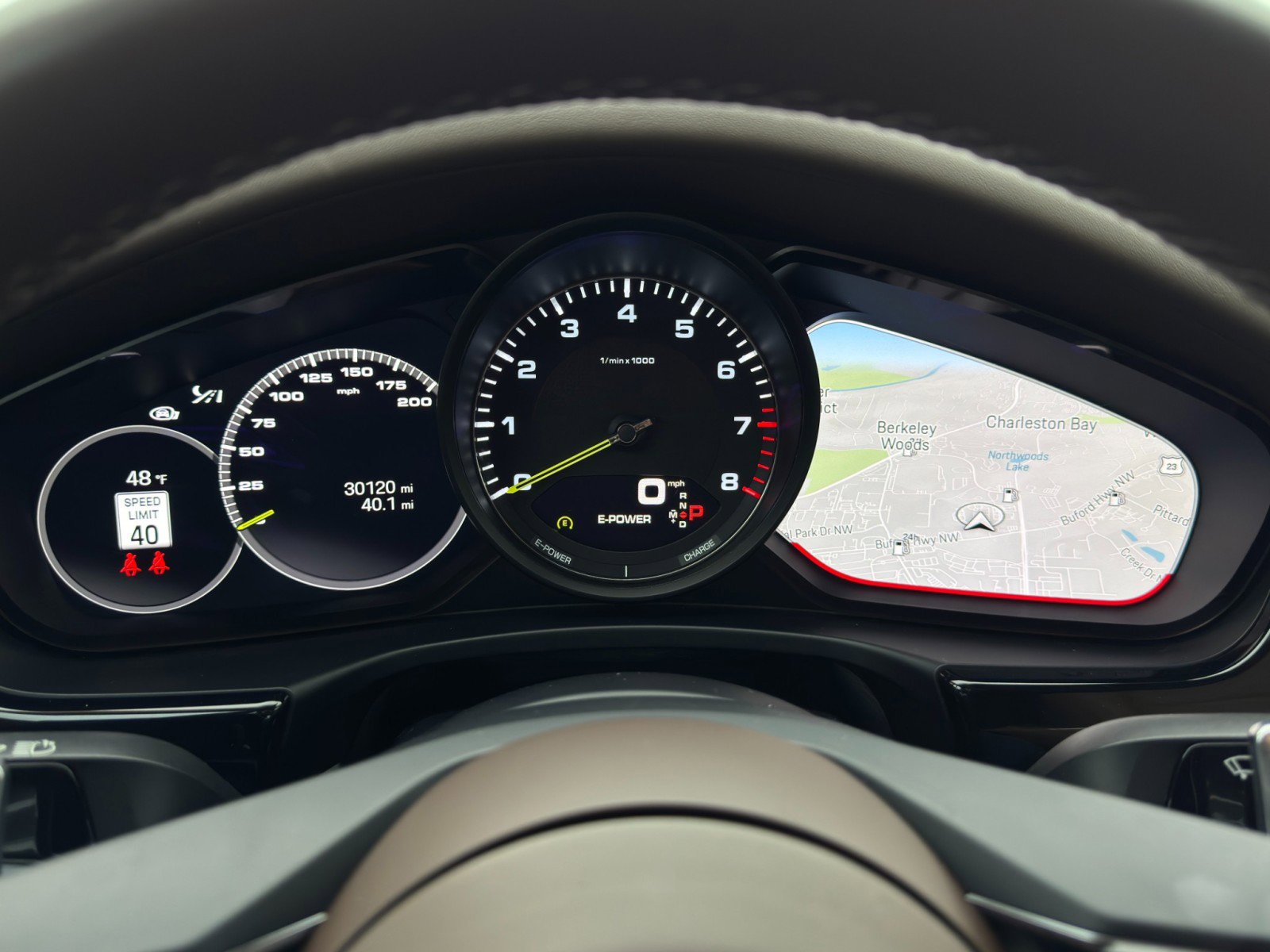 Used 2022 Porsche Panamera 4S Executive image 20