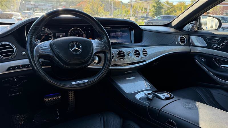 Used 2015 Mercedes-Benz S 63 AMG 4MATIC Sedan image 25