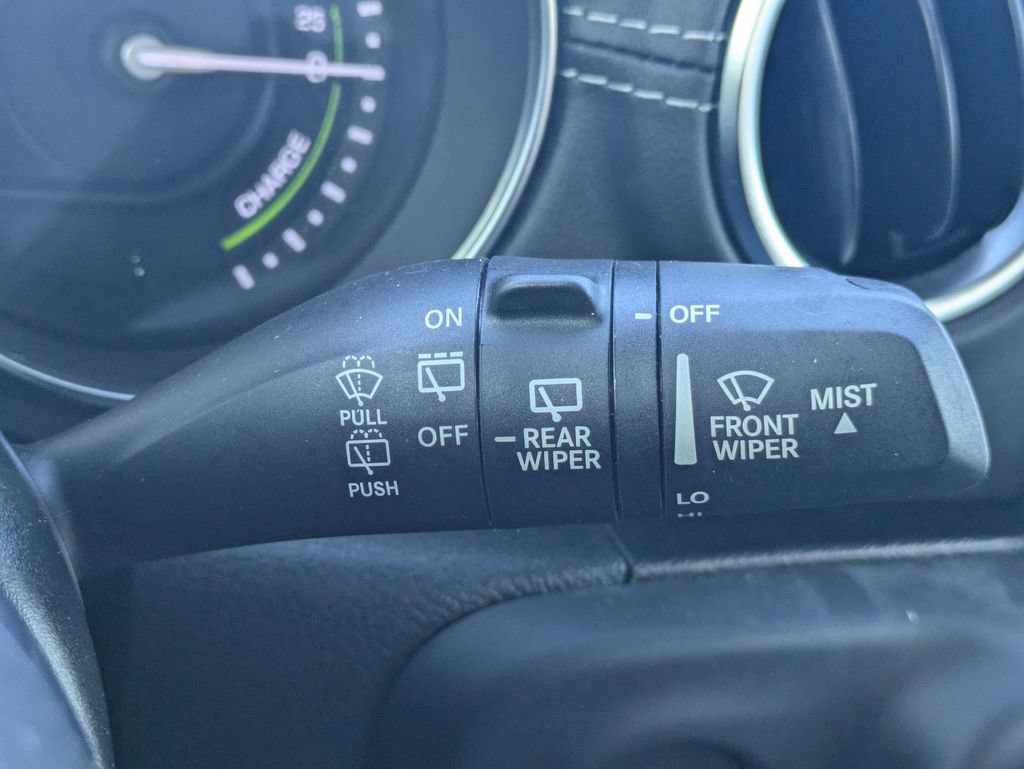 Used 2023 Jeep Wrangler Unlimited Sahara AWD/4WD image 28