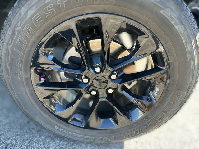 Used 2022 Jeep Wrangler Unlimited Sahara AWD/4WD image 20