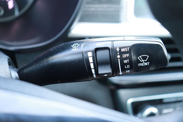 Used 2020 Kia Optima LX FWD image 22
