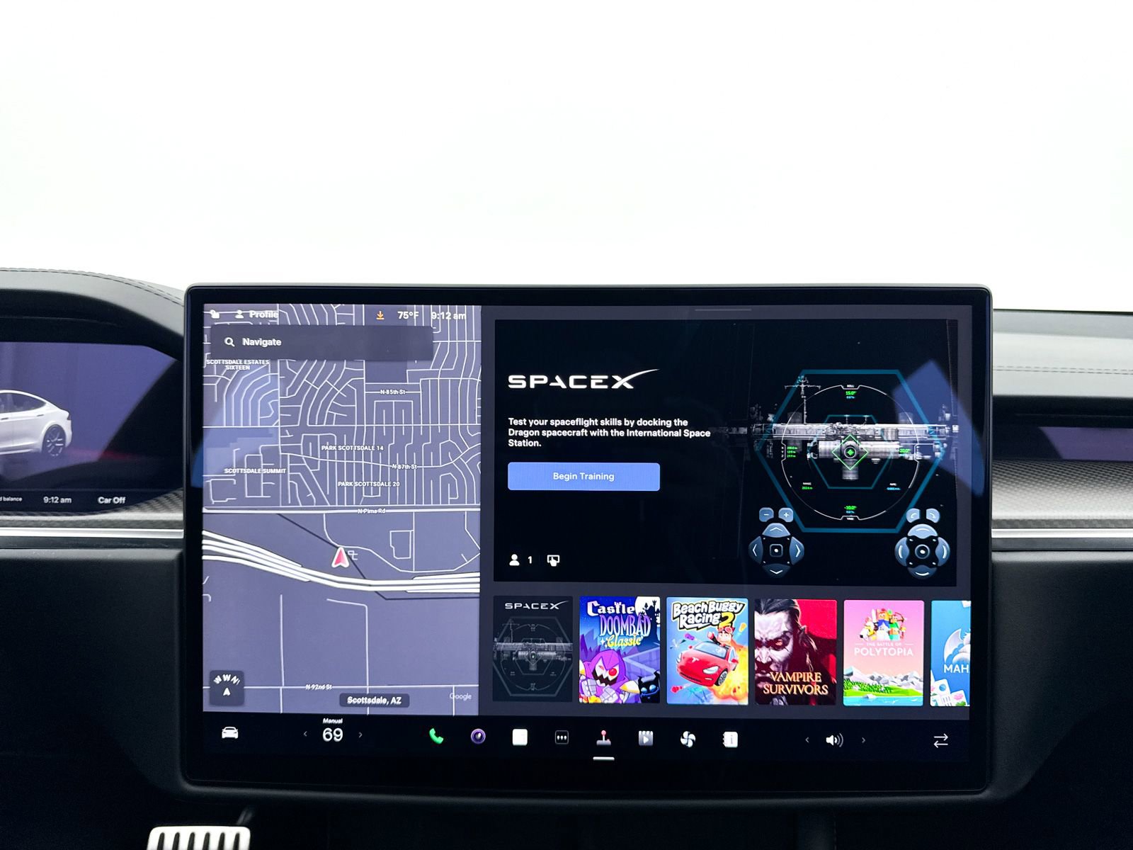 Used 2021 Tesla Model S Plaid image 24