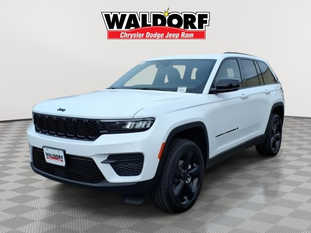 New 2025 Jeep Grand Cherokee L Altitude AWD/4WD image 7