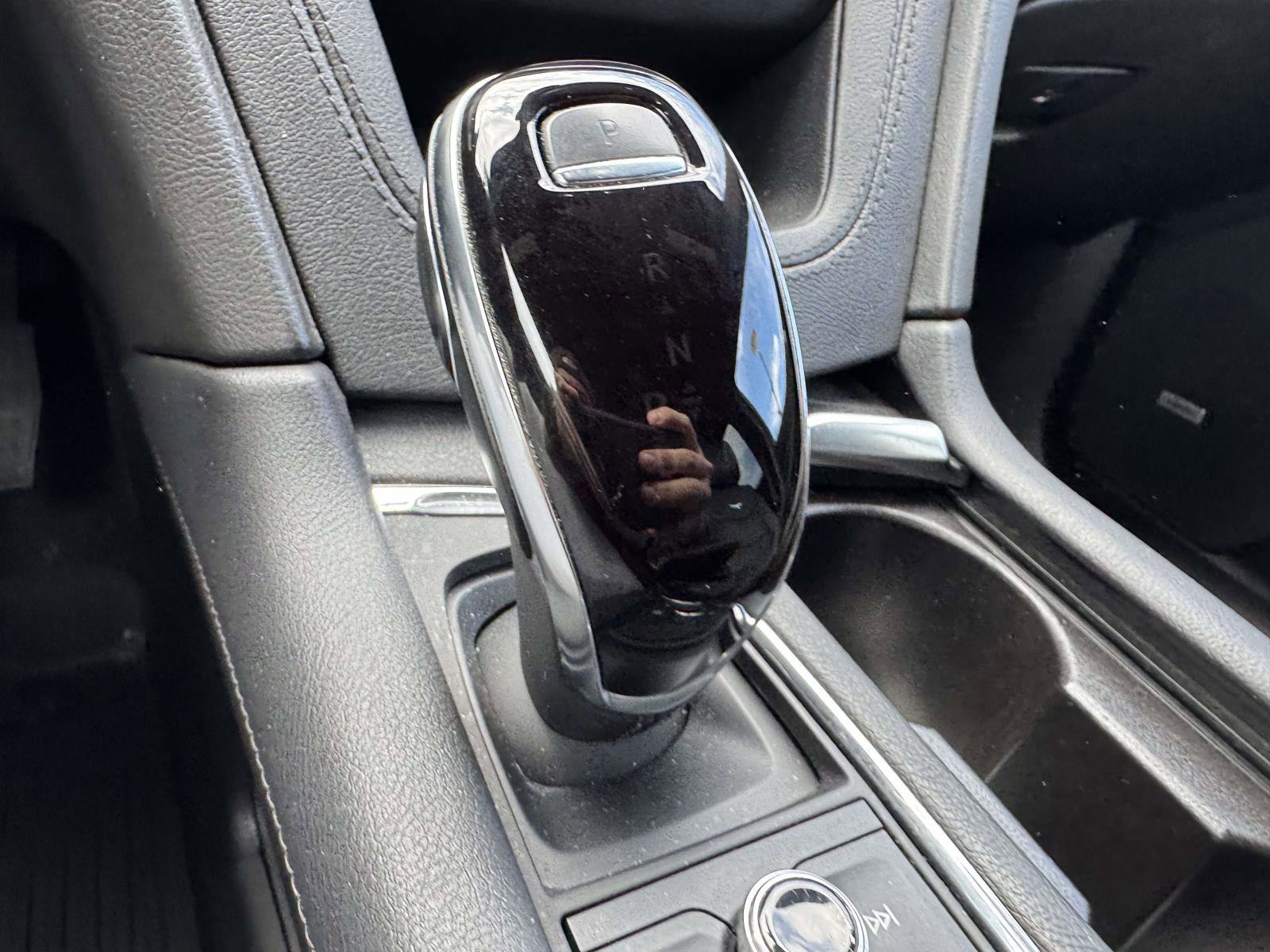 Certified 2022 Cadillac XT5 Premium Luxury image 13