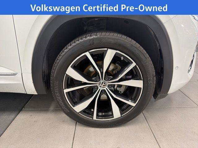 Used 2024 Volkswagen Atlas SEL Premium R-Line image 14
