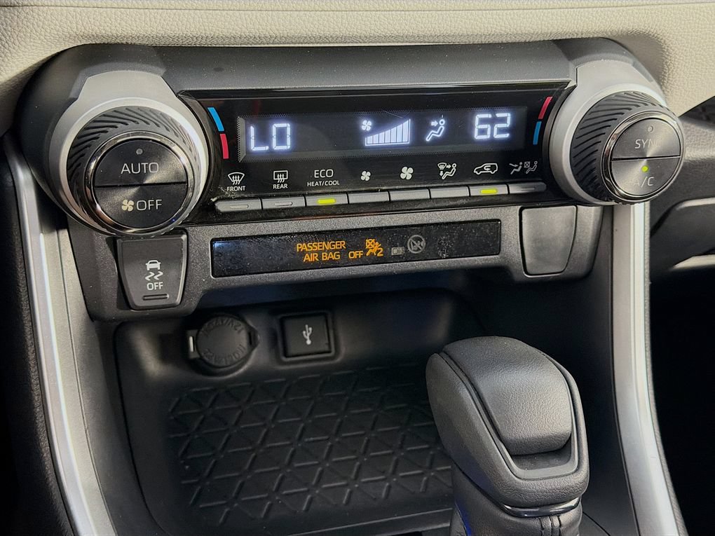 Used 2022 Toyota RAV4 XLE w/ Convenience Package AWD/4WD image 20