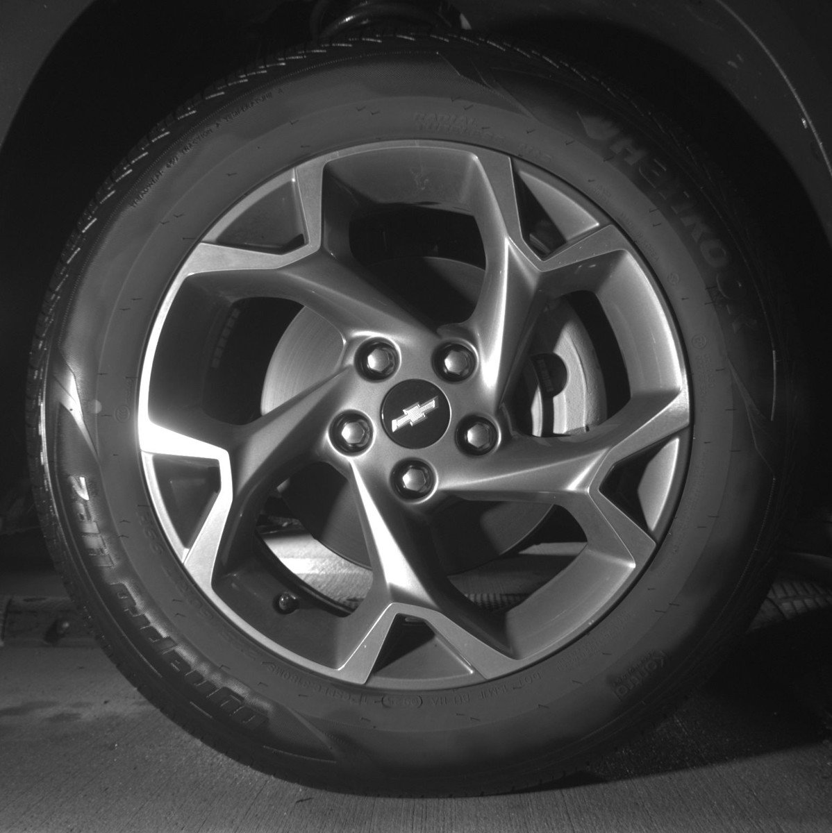 Used 2025 Chevrolet Trax LT FWD image 13