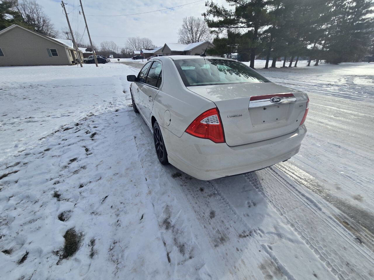 Used 2011 Ford Fusion SEL image 8
