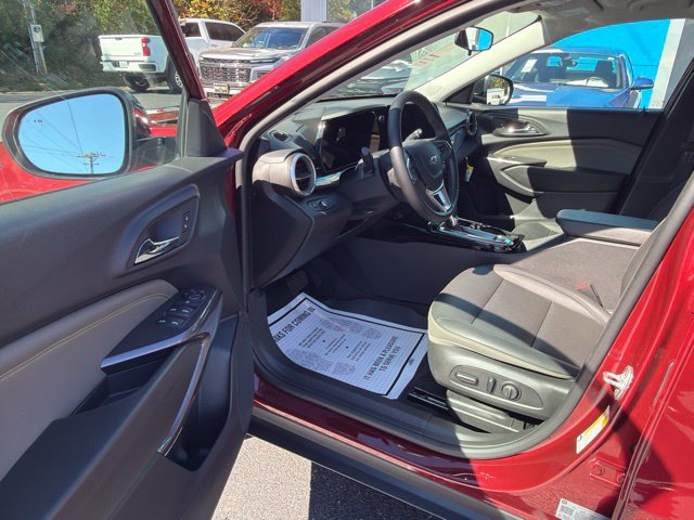 Used 2024 Chevrolet Trax ACTIV w/ Driver Confidence Package FWD image 13