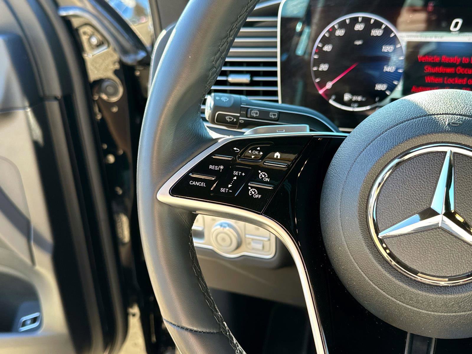 Certified 2025 Mercedes-Benz GLE 350 4MATIC image 28