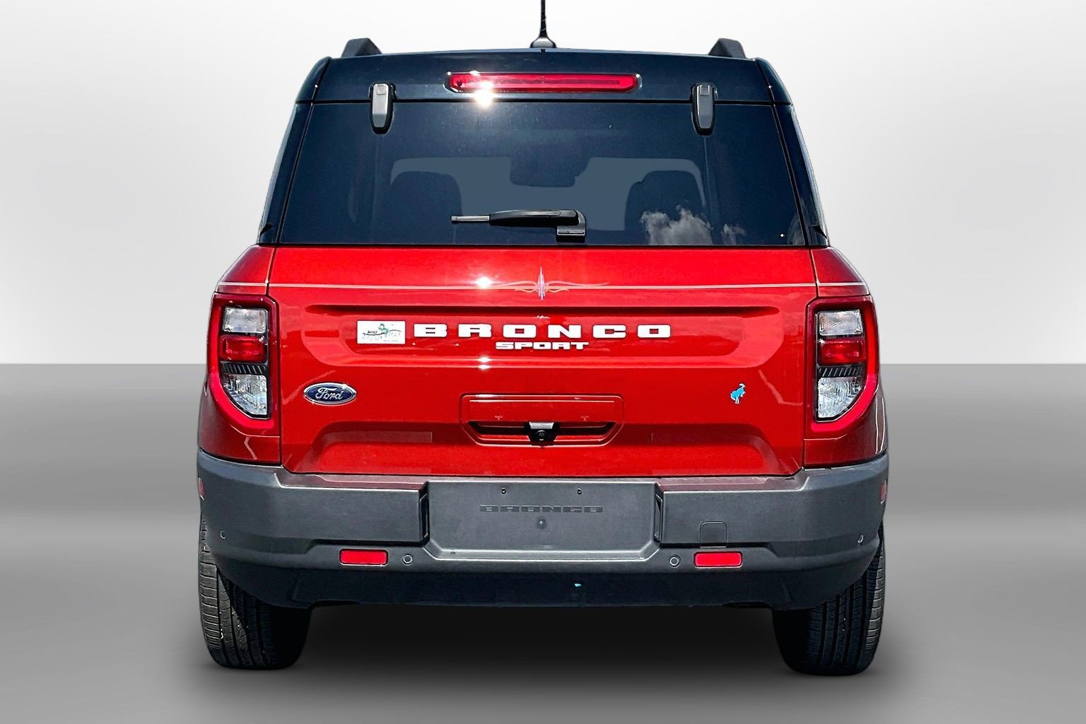 Used 2022 Ford Bronco Sport Outer Banks w/ Tech Package AWD/4WD image 4