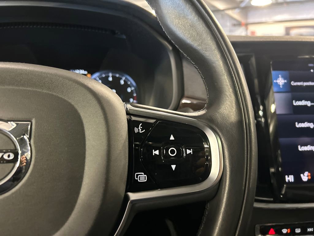 Used 2020 Volvo S90 T6 Momentum w/ Protection Package Premier image 14