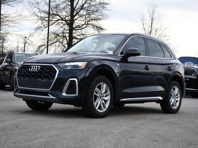 Used 2023 Audi Q5 2.0T Premium AWD/4WD image 3