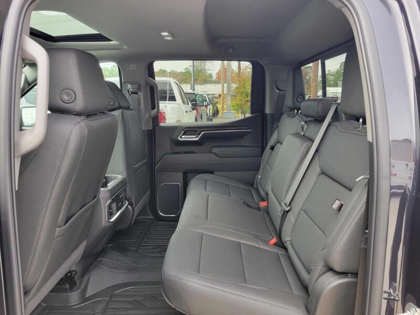 New 2026 GMC Sierra 1500 SLT w/ SLT Premium Plus Package image 27