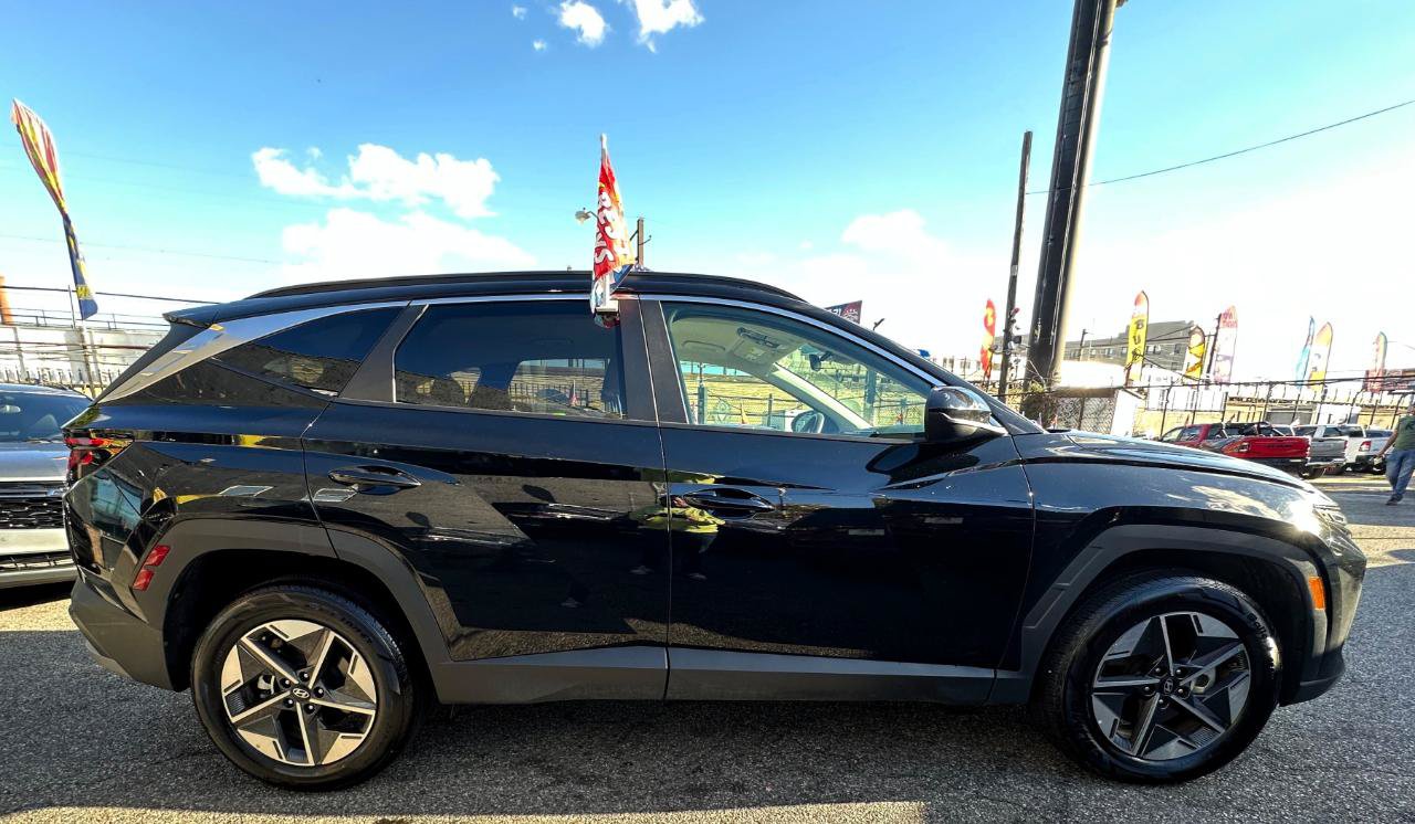 Used 2025 Hyundai Tucson SEL AWD/4WD image 3