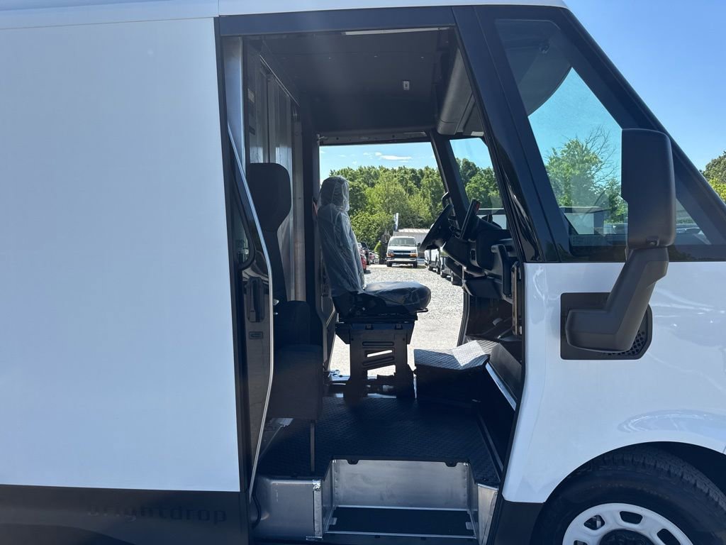 Used 2024 Chevrolet Brightdrop 600 w/ Battery Pack, Max Range image 19