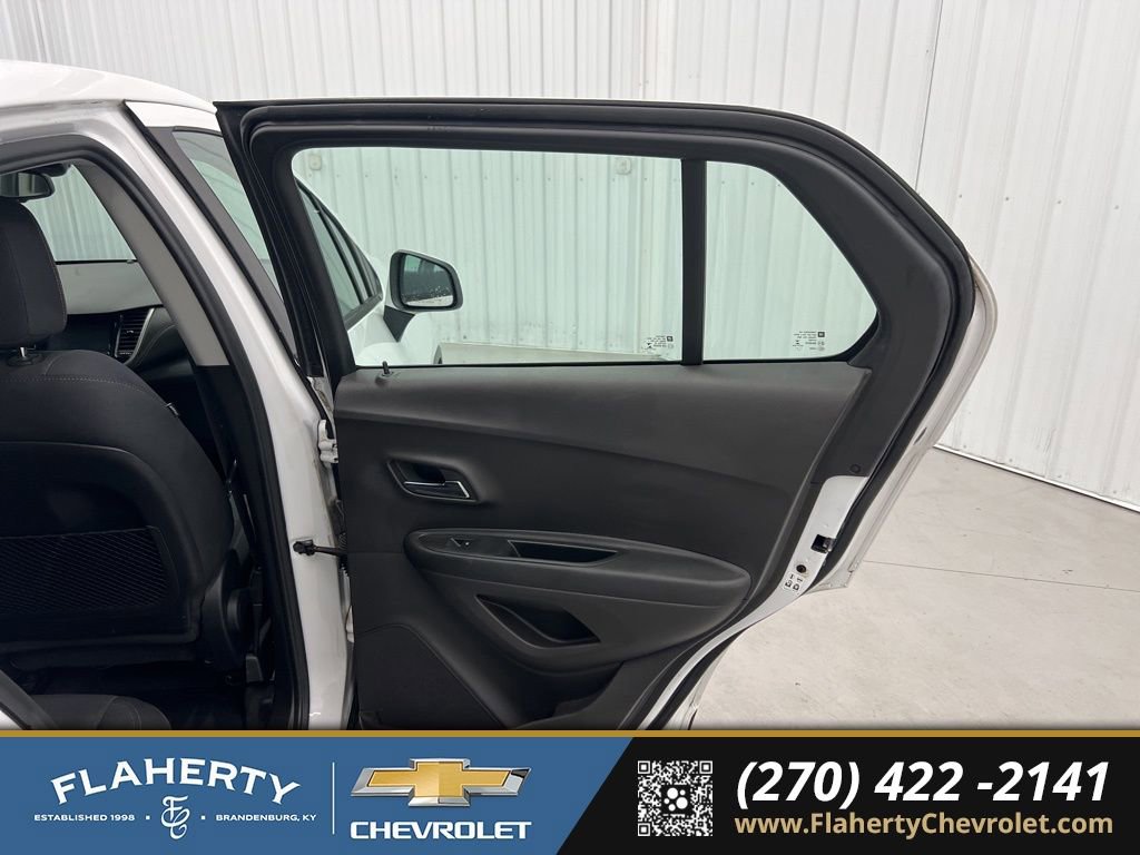 Used 2017 Chevrolet Trax LS image 12