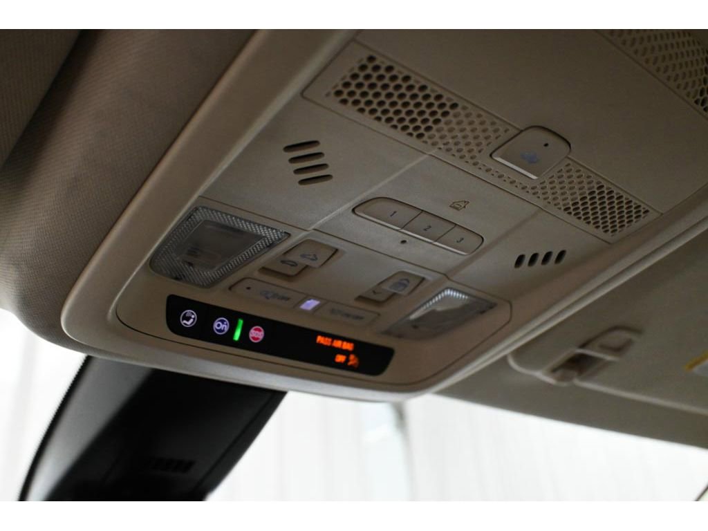 Used 2024 Cadillac XT6 Premium Luxury w/ Technology Package AWD/4WD image 56