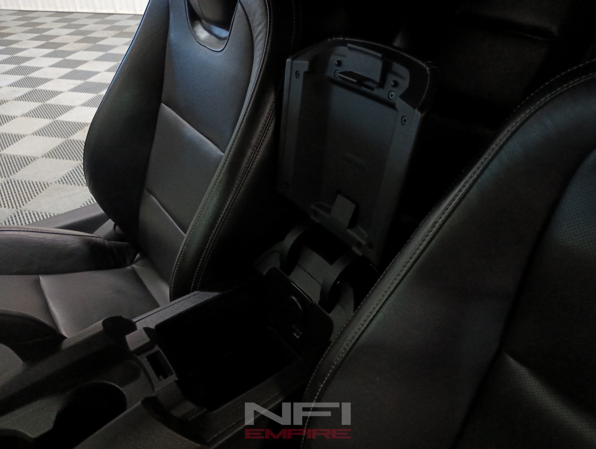 Used 2010 Chevrolet Camaro SS w/ LPO, Ground Effects Package RWD image 32