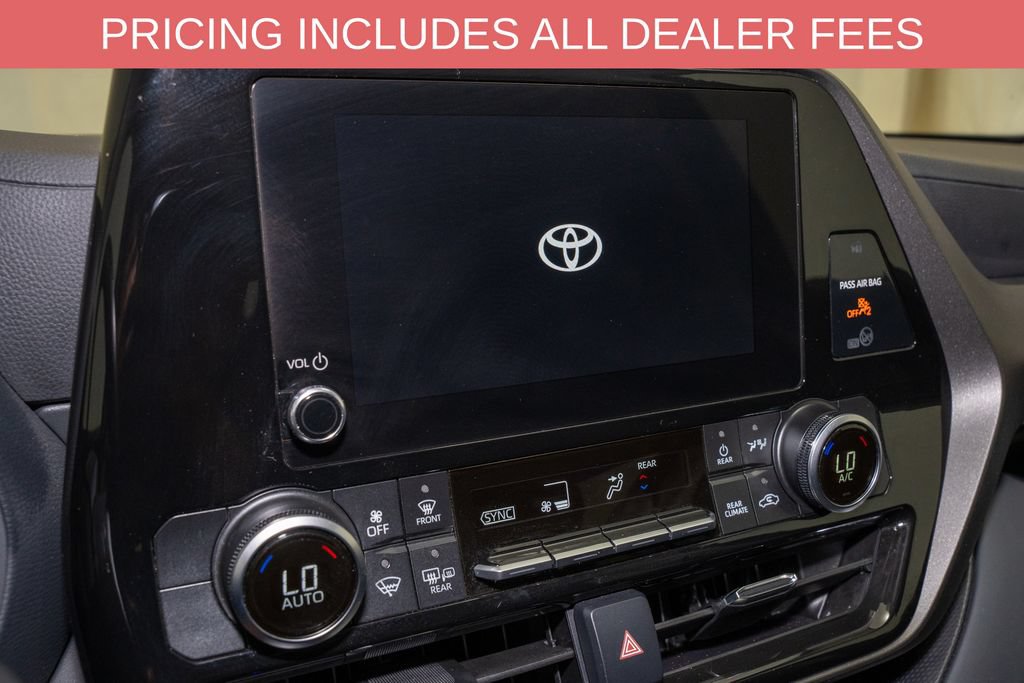 Certified 2025 Toyota Highlander LE AWD/4WD image 13