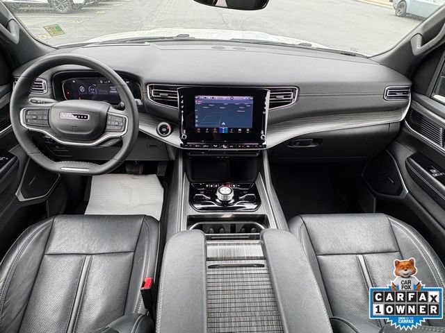 Used 2024 Jeep Wagoneer Series III AWD/4WD image 20