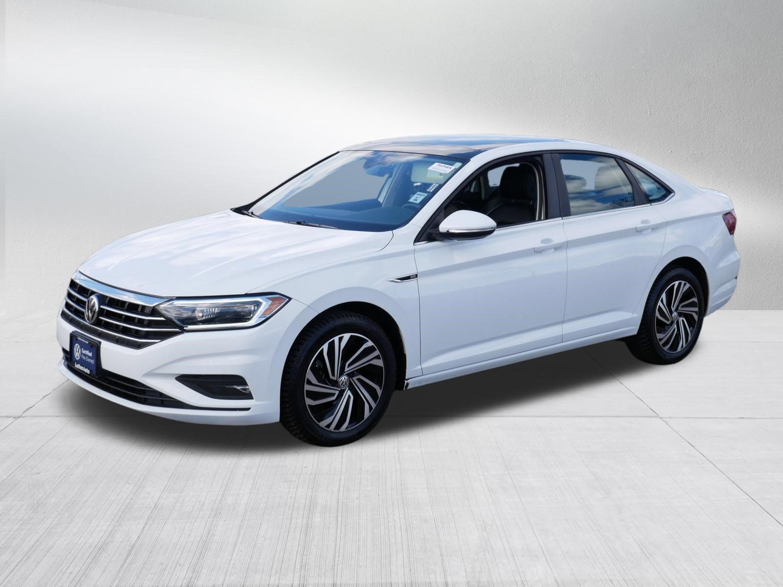 Used 2021 Volkswagen Jetta SEL Premium FWD image 3