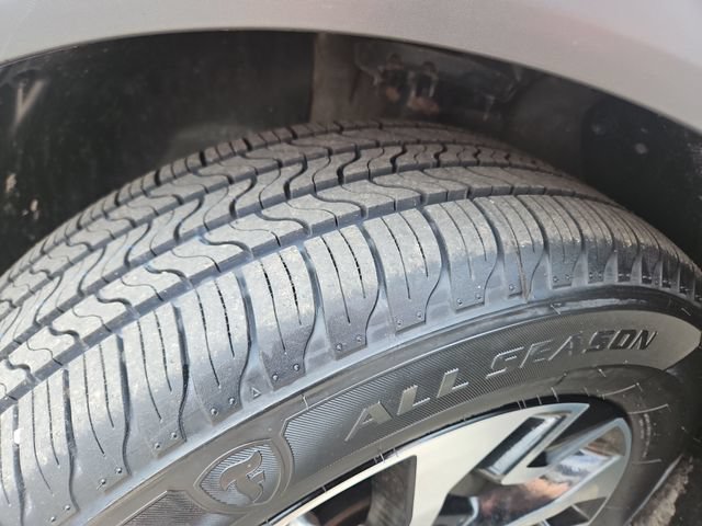 Used 2024 Kia Sportage EX FWD image 27