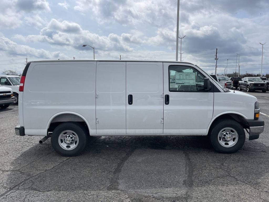 New 2026 Chevrolet Express 2500 w/ Driver Convenience Package RWD image 2