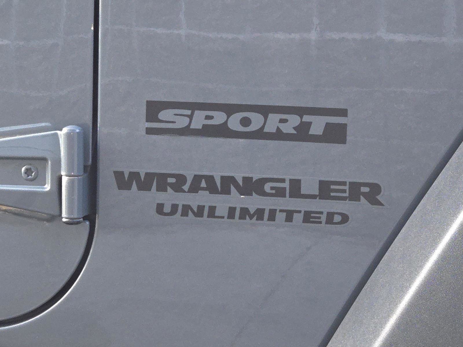 Used 2014 Jeep Wrangler Unlimited Sport w/ Connectivity Group image 10