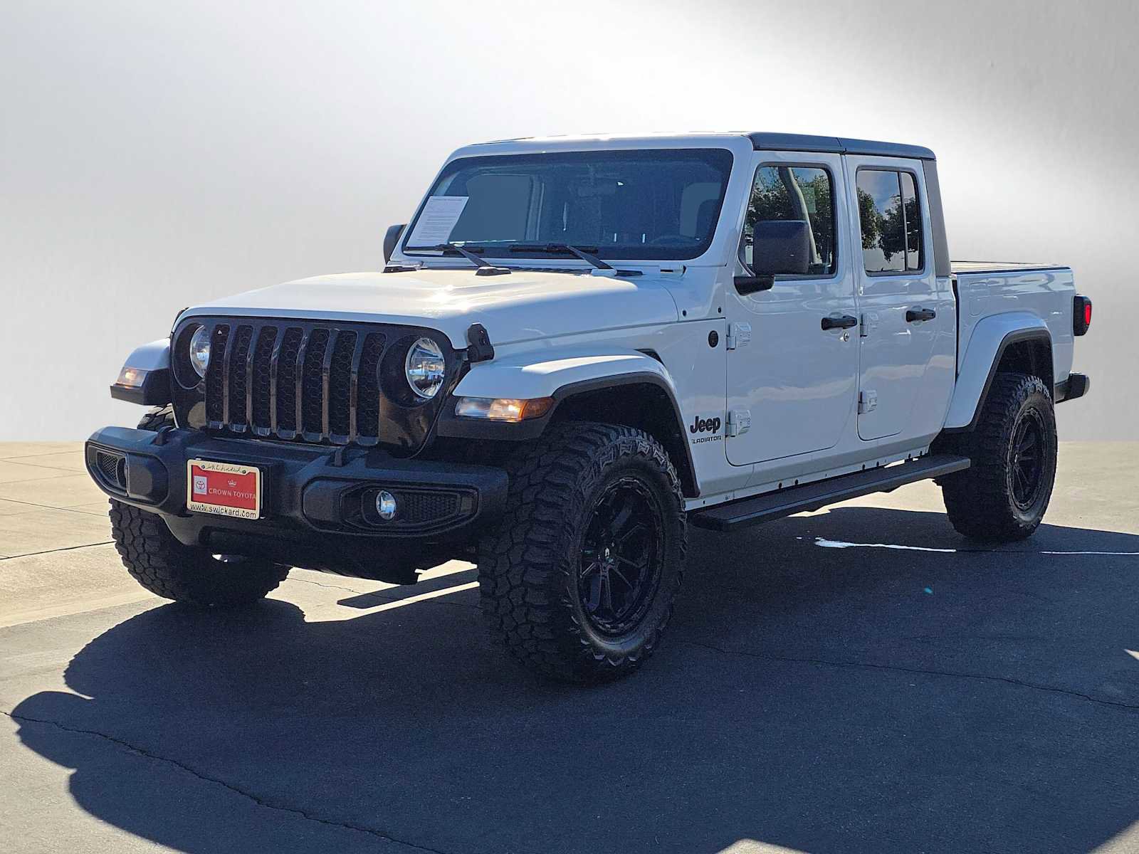 Used 2021 Jeep Gladiator Sport image 7