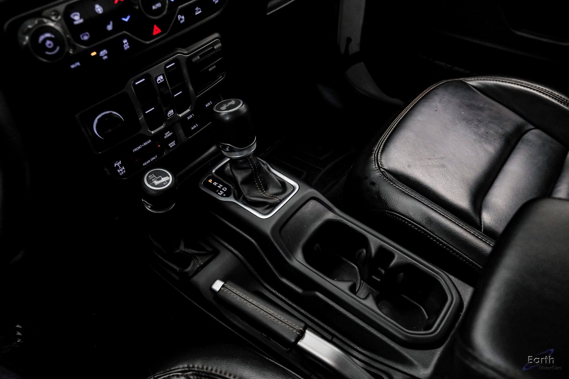 Used 2022 Jeep Wrangler Unlimited Rubicon w/ Xtreme Recon 35" Tire Package image 55