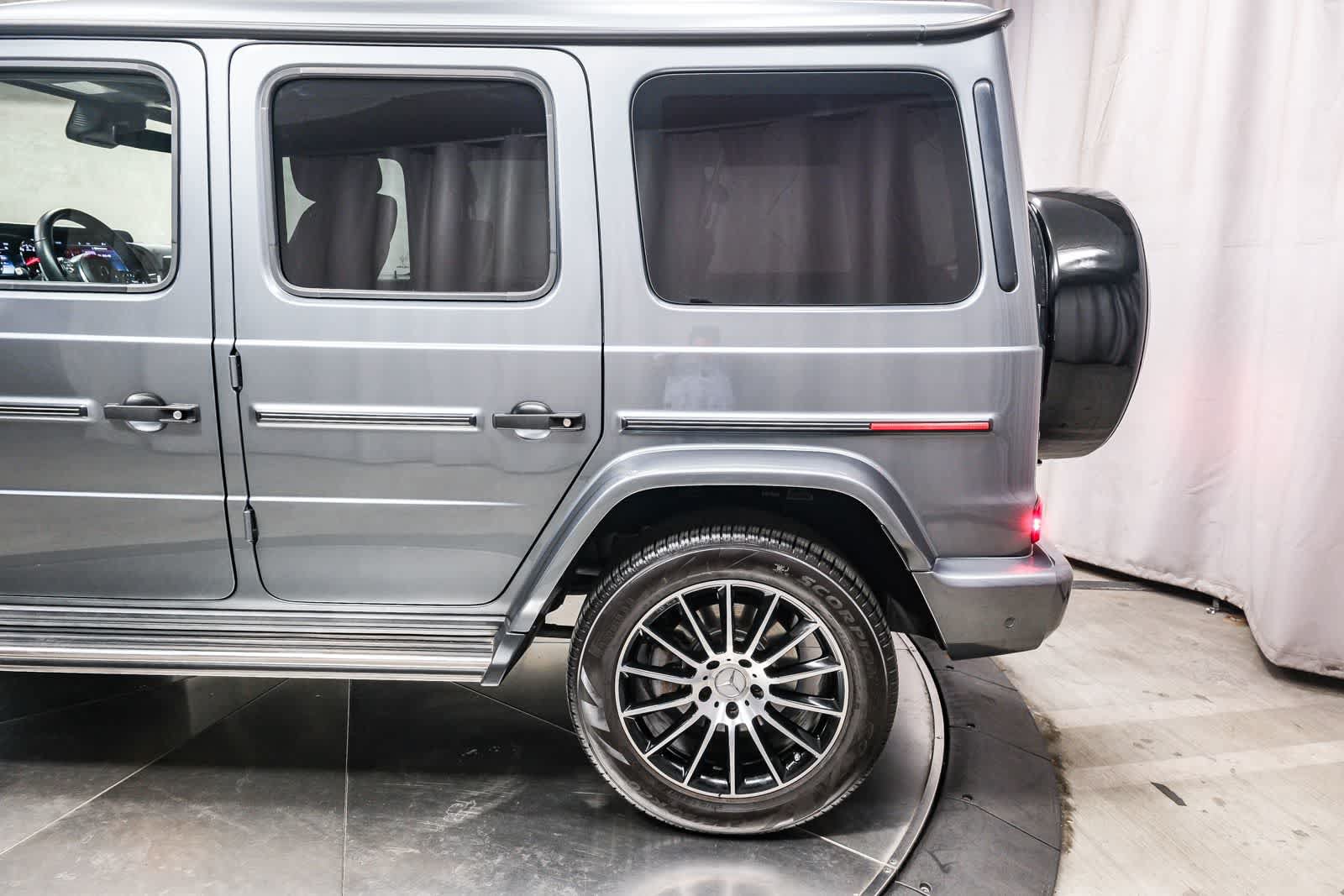Used 2019 Mercedes-Benz G 550 w/ AMG Line image 8
