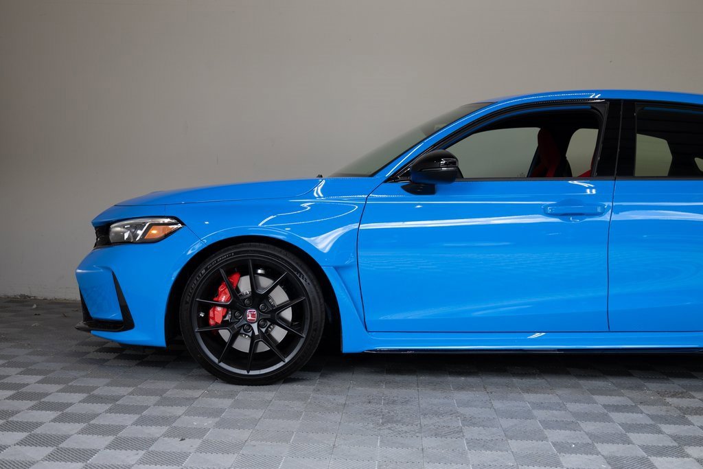 Used 2025 Honda Civic Type R image 9