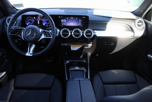 New 2024 Mercedes-Benz EQB 300 4MATIC image 38