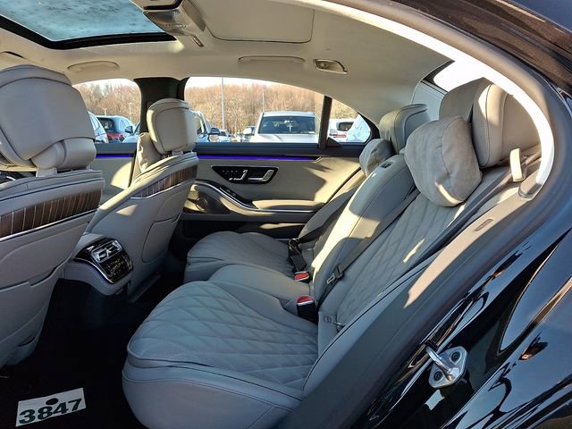 Used 2022 Mercedes-Benz S 580 4MATIC Sedan image 10