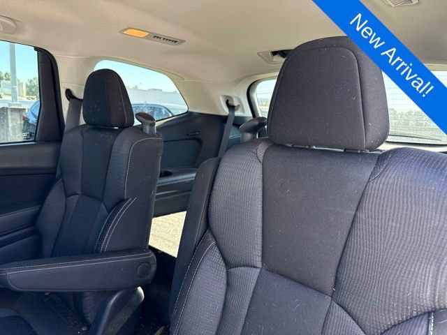 Used 2021 Subaru Ascent Premium w/ Convenience Package AWD/4WD image 11
