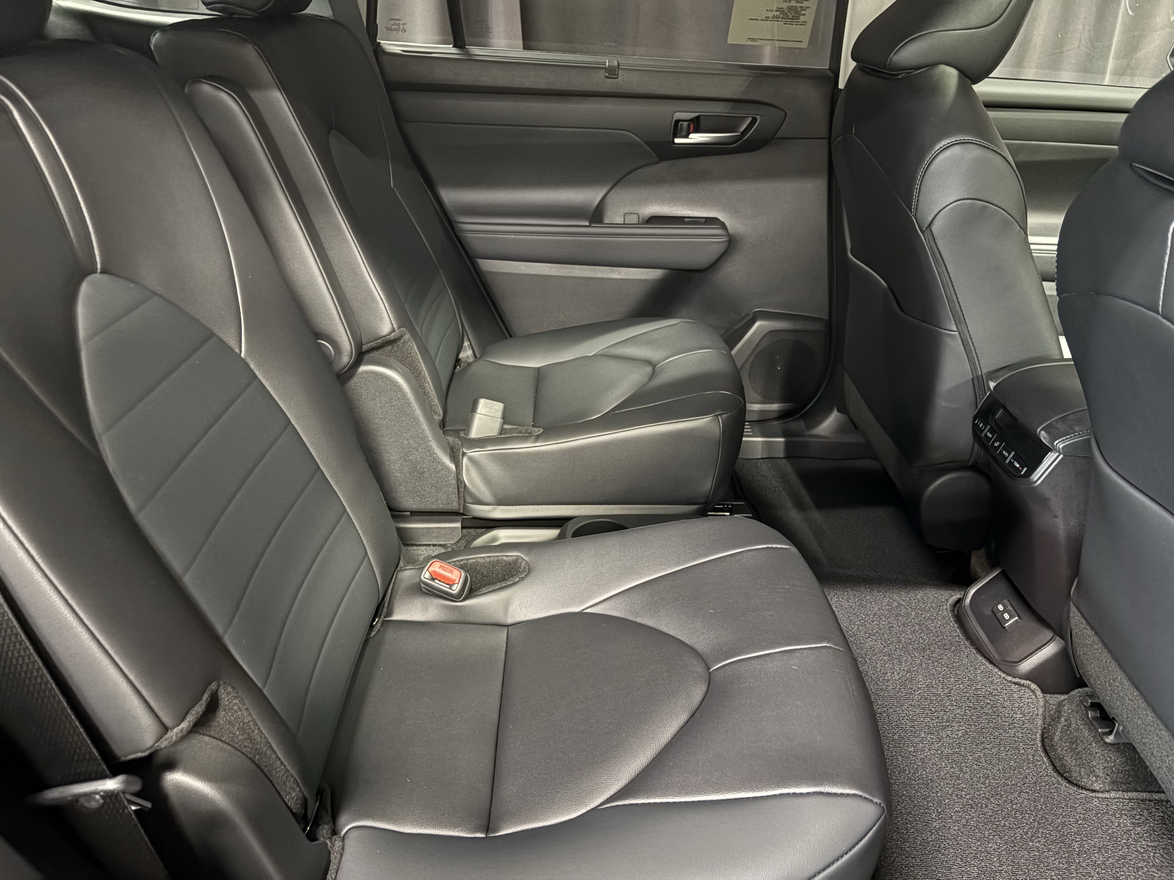 New 2026 Toyota Highlander XLE AWD/4WD image 37