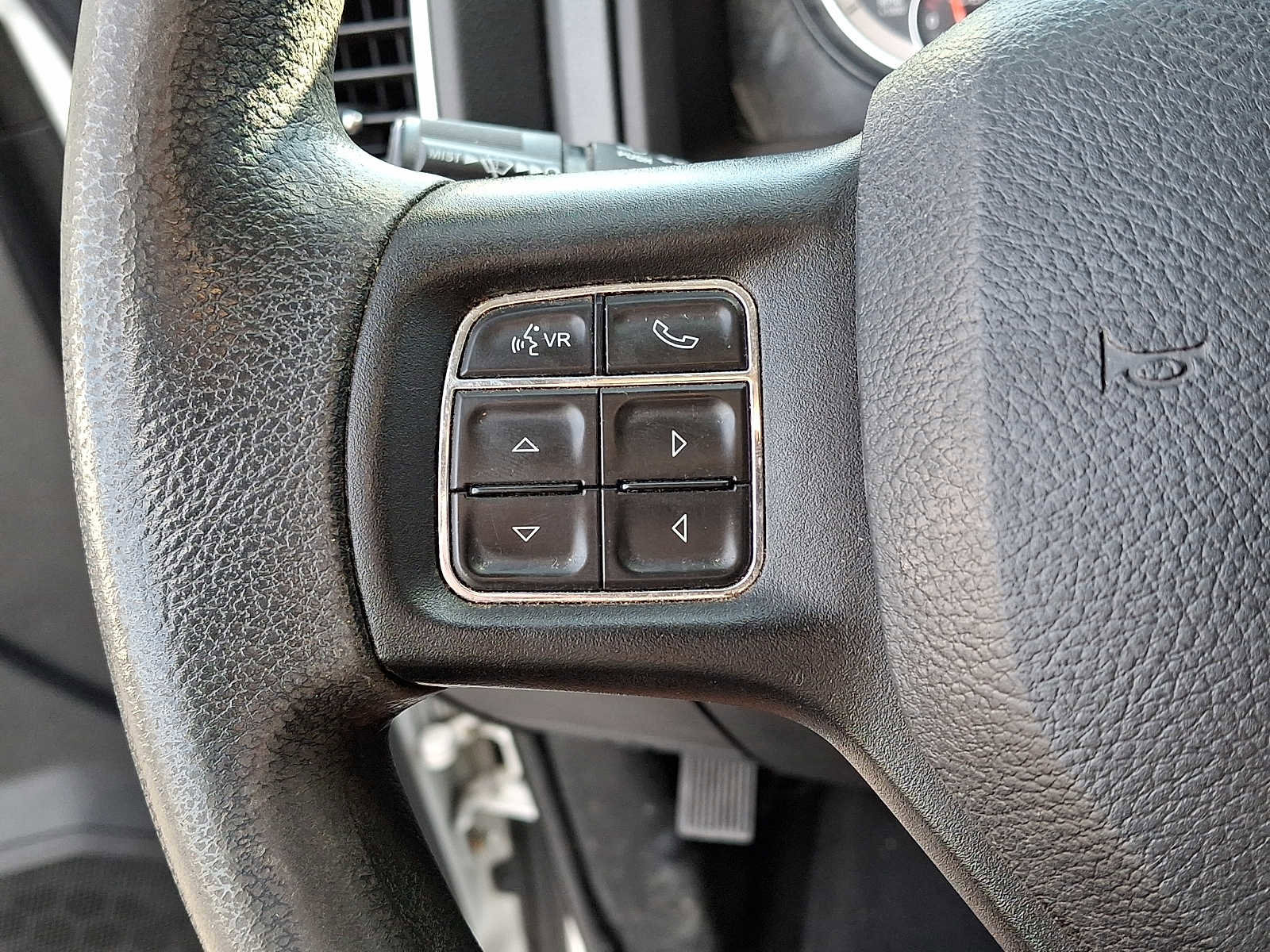 Used 2018 RAM 2500 SLT image 18