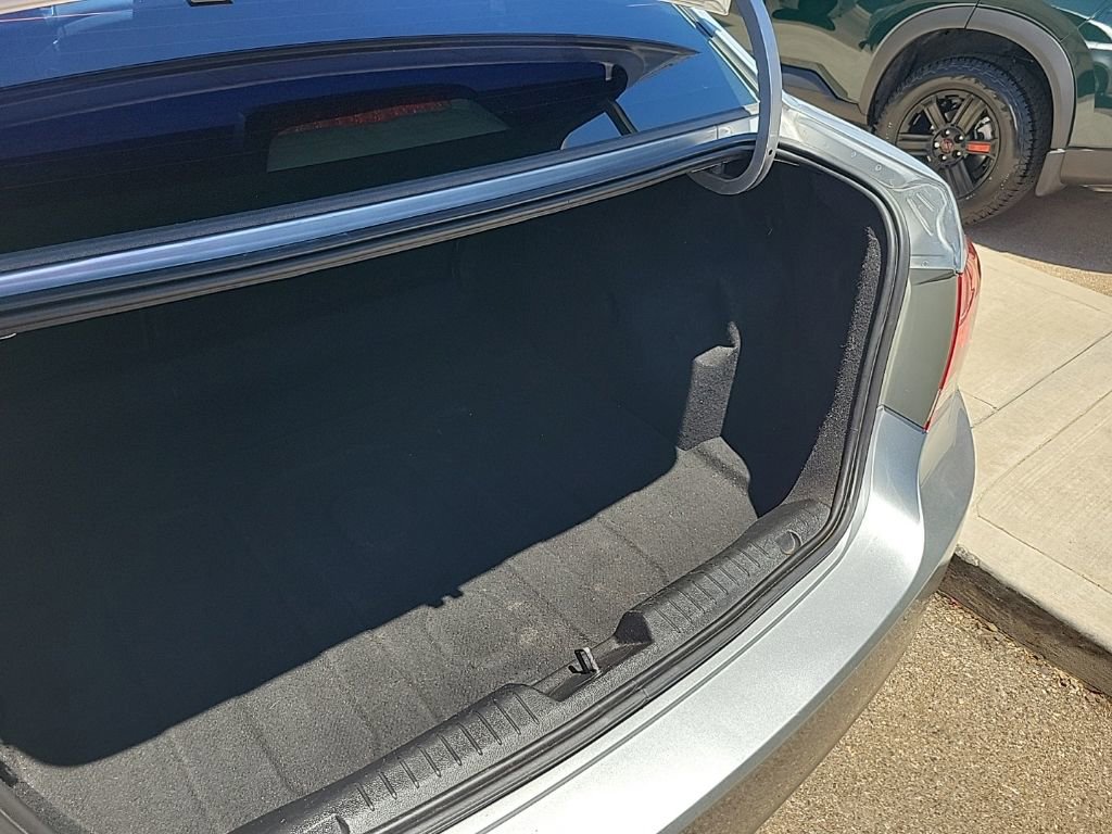 Used 2012 Chevrolet Cruze LS FWD image 14