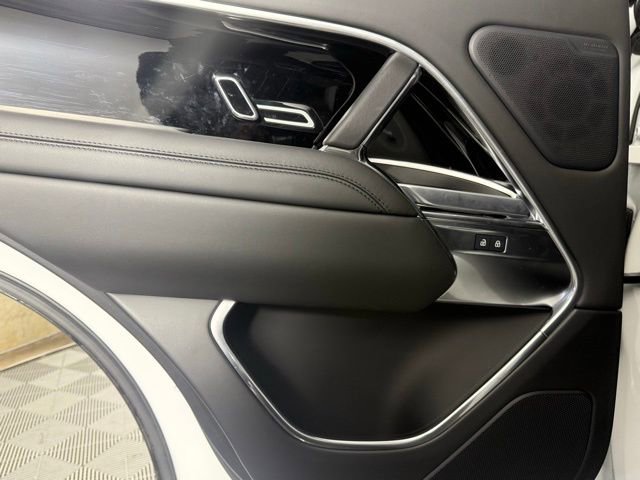 Used 2024 Land Rover Range Rover SE image 23