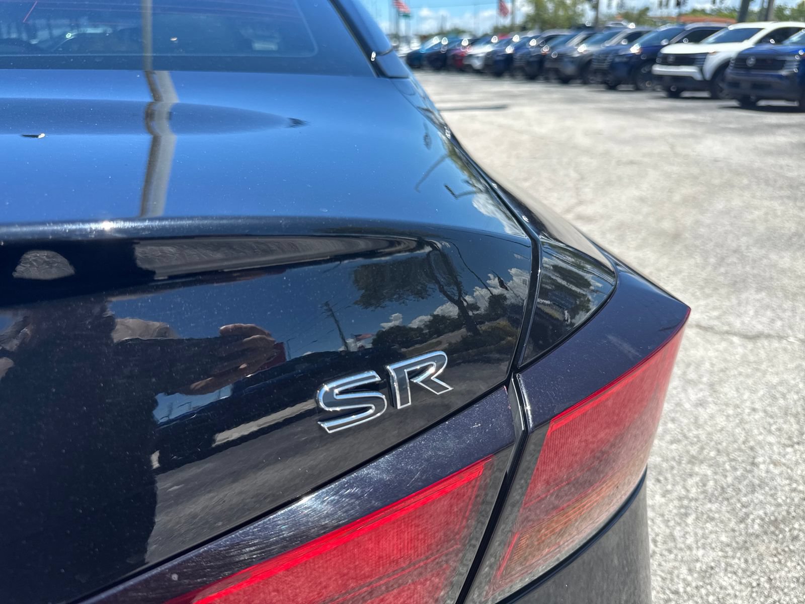 Used 2019 Nissan Altima 2.5 SR FWD image 14