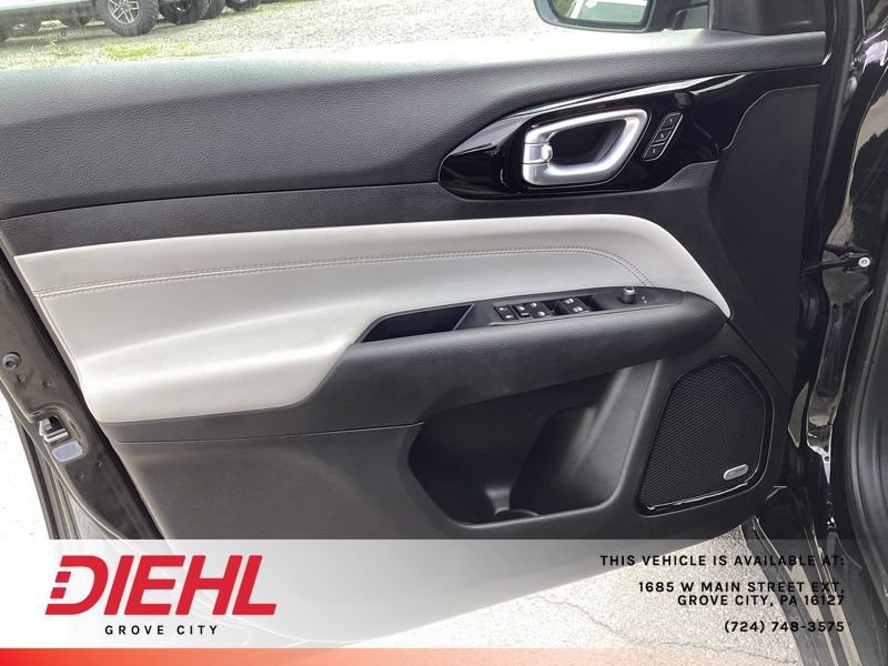 Used 2024 Jeep Compass Limited w/ Elite Group AWD/4WD image 13