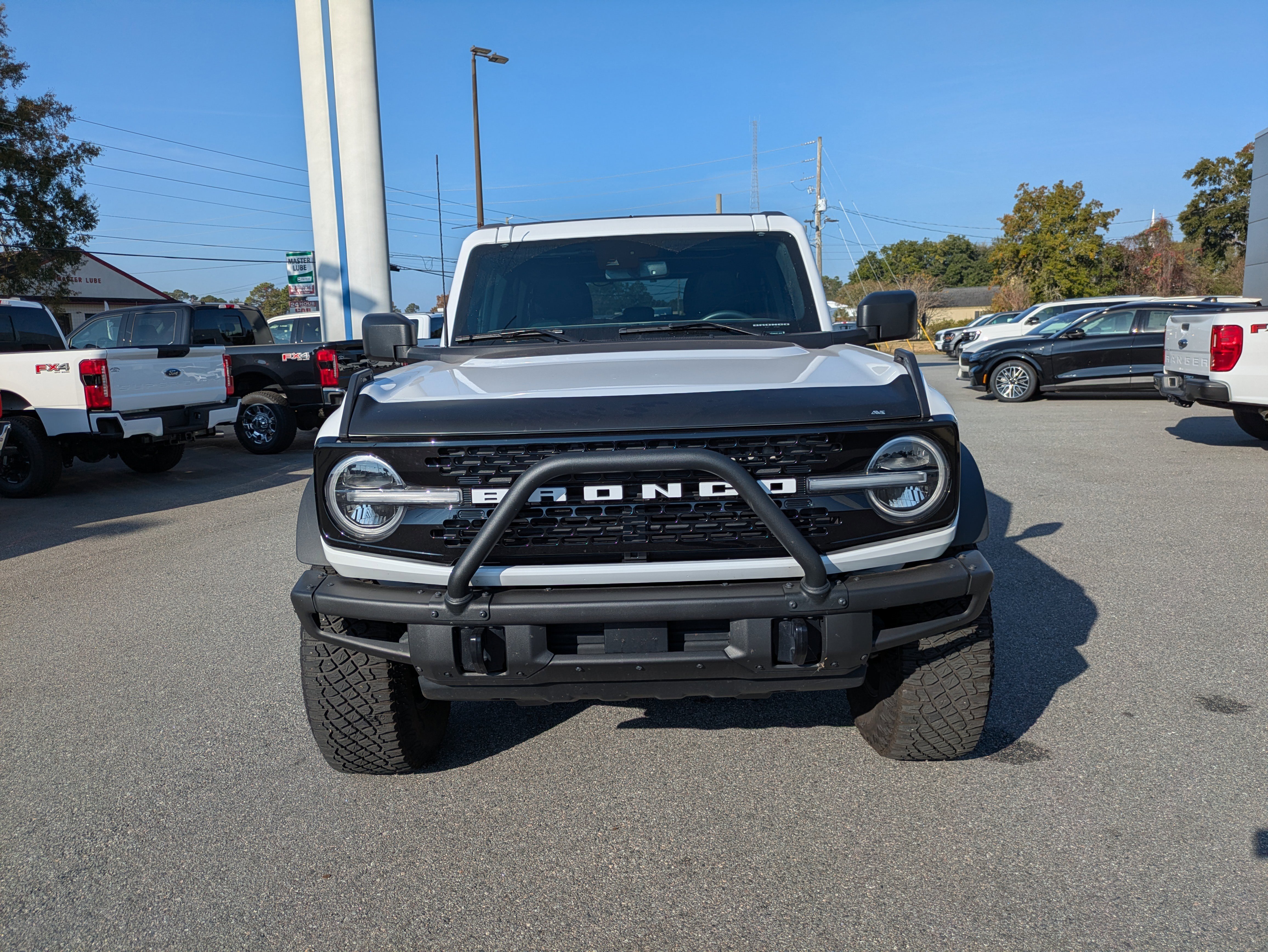 Used 2022 Ford Bronco Wildtrak image 8