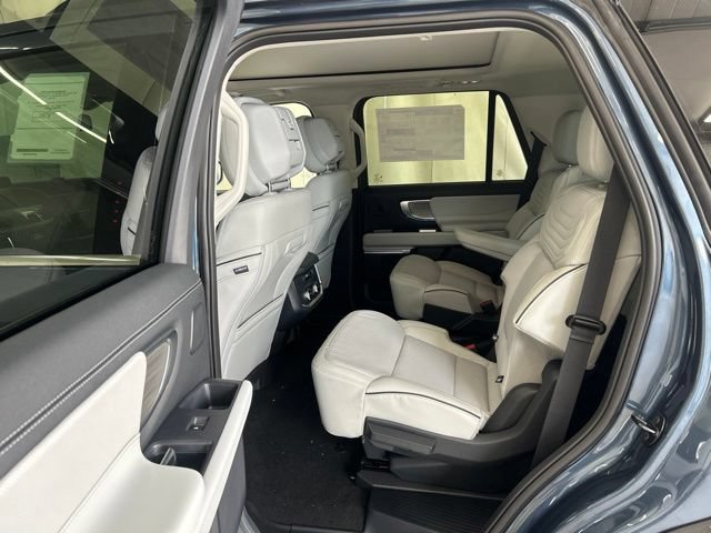 New 2027 Ford Expedition Platinum w/ Platinum Ultimate Package AWD/4WD image 10