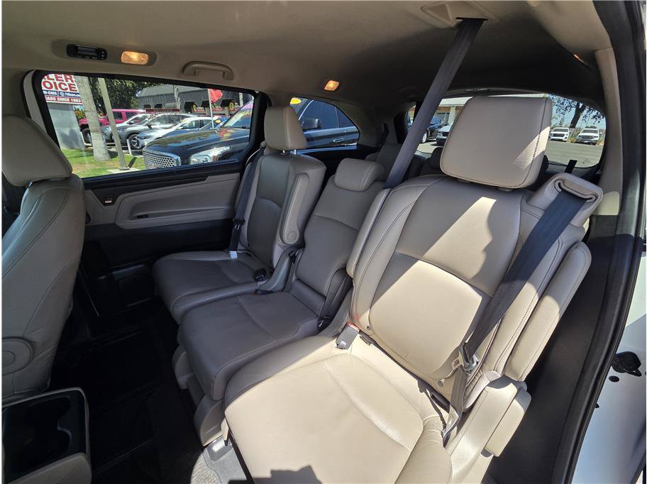 Used 2024 Honda Odyssey EX-L image 11